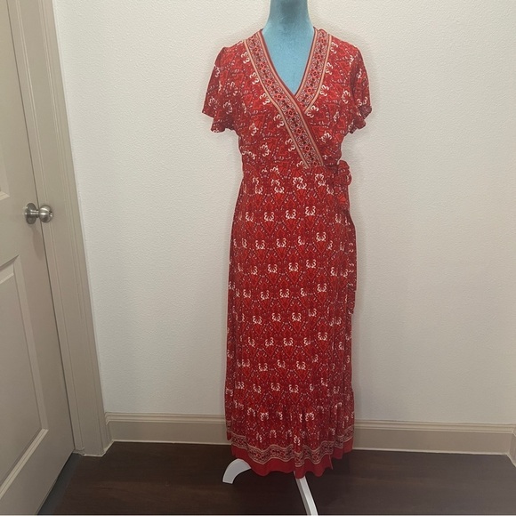 Zesica Dresses & Skirts - Zesica Maxi wrap dress short sleeve ruffle Red Cream Large